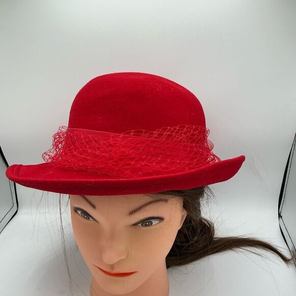 Deborah New York Classic Vintage Red Hat